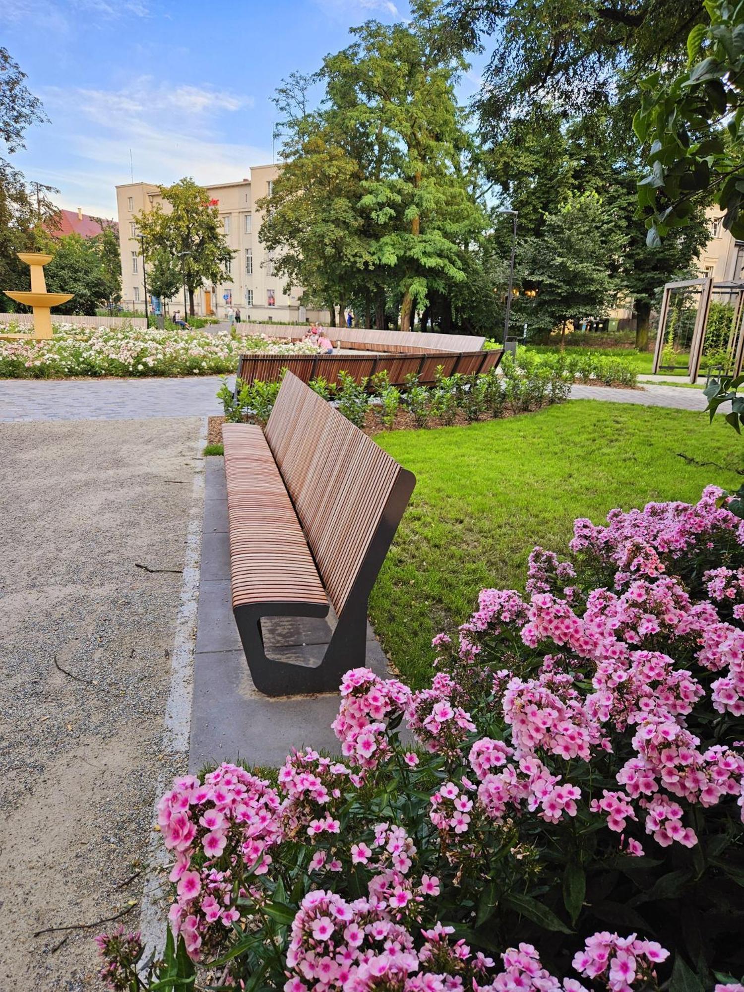 Apartamenty Pod Aniolami Ostrów Wielkopolski Esterno foto